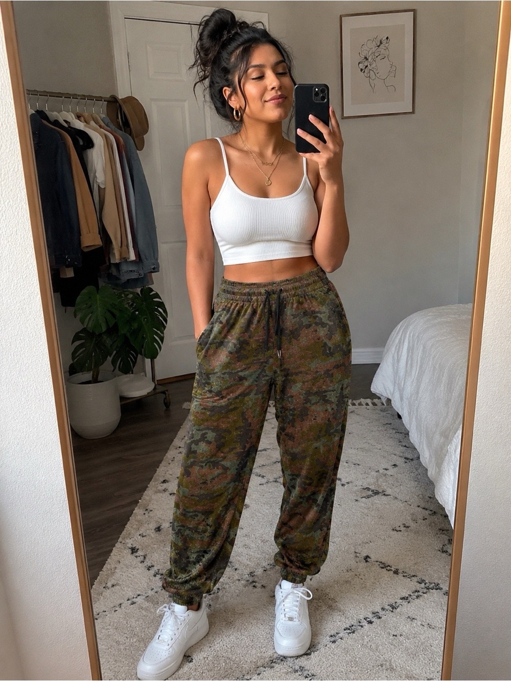 Forever 21 Velvet Camo Jogger Pants Women’s Green Brown Camouflage Lounge Casual